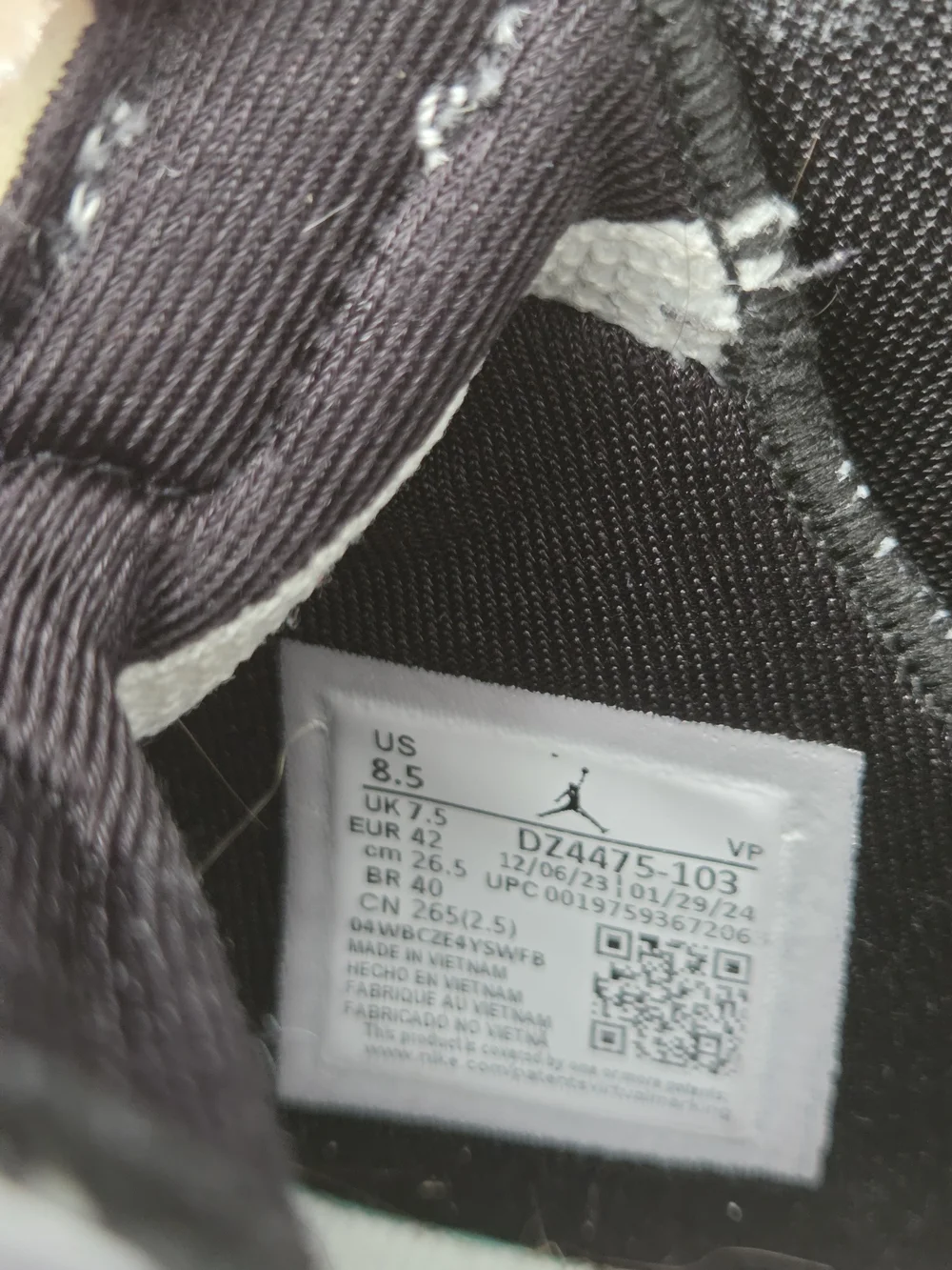 Jordan pre loved